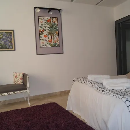 Beeclaire Apartamento Palermo