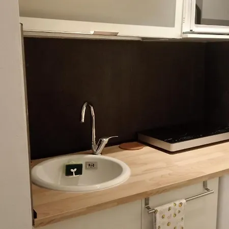 Beeclaire Apartment *